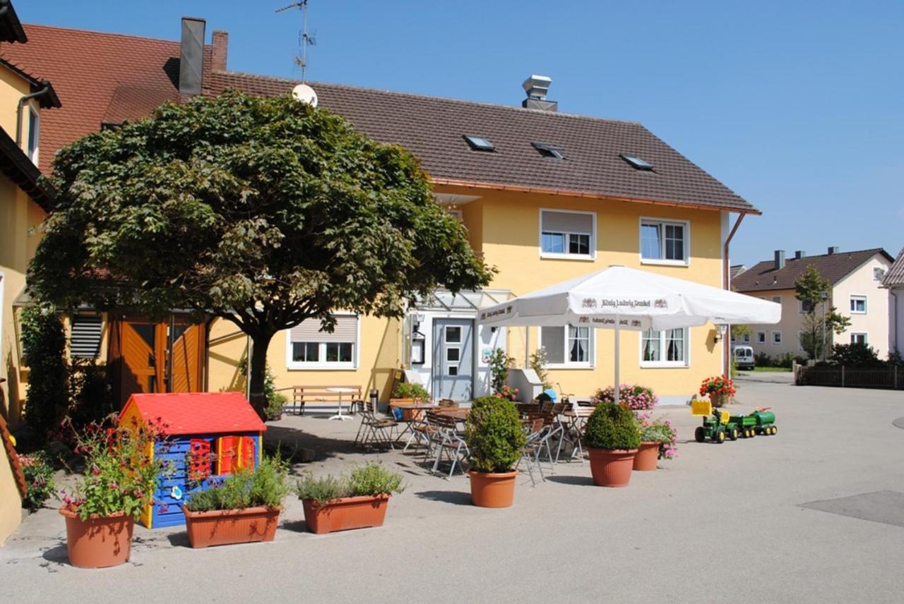 Aislingen Landgasthof Adler מראה חיצוני תמונה